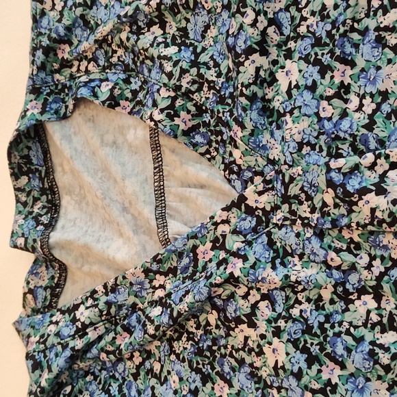 Bundle of 2 Cotton Knit T Shirts Size L Spring Summer Casual Floral Comfy Flowy - Picture 12 of 12